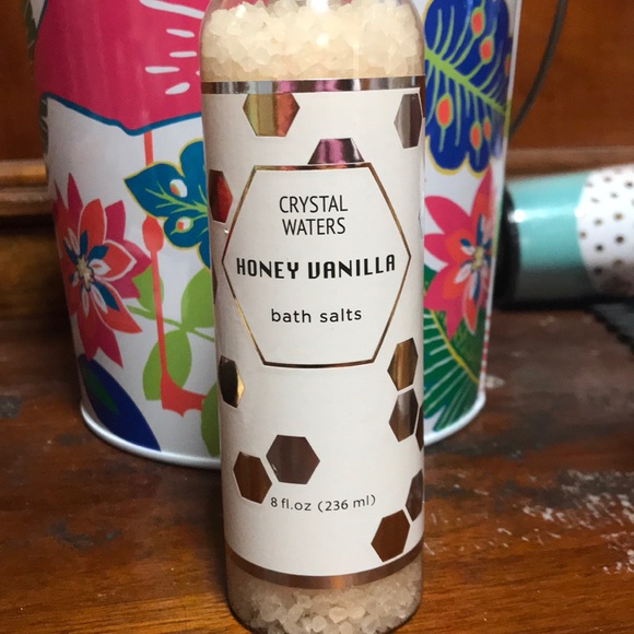 Bath Gel, Bath Salt, and Lotion Bundle - Picture 2 of 4